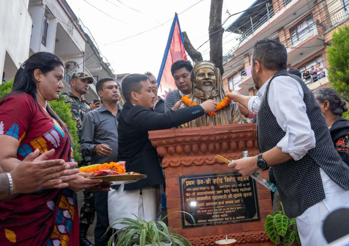 जेनजी आन्दोलनका प्रथम सहिद विनोद महर्जनको शालिक अनावरण