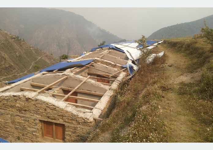 हावाहुरीले उदयपुरमा दर्जनौँ घर र विद्यालयमा क्षति