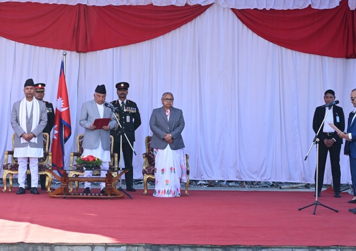 राष्ट्रपति पौडेलद्वारा मधेस प्रदेशका नवनियुक्त प्रदेश प्रमुख कर्णलाई शपथ