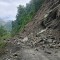 पहिरोले अवरुद्ध बनेको त्रिभुवन राजपथ सञ्चालन