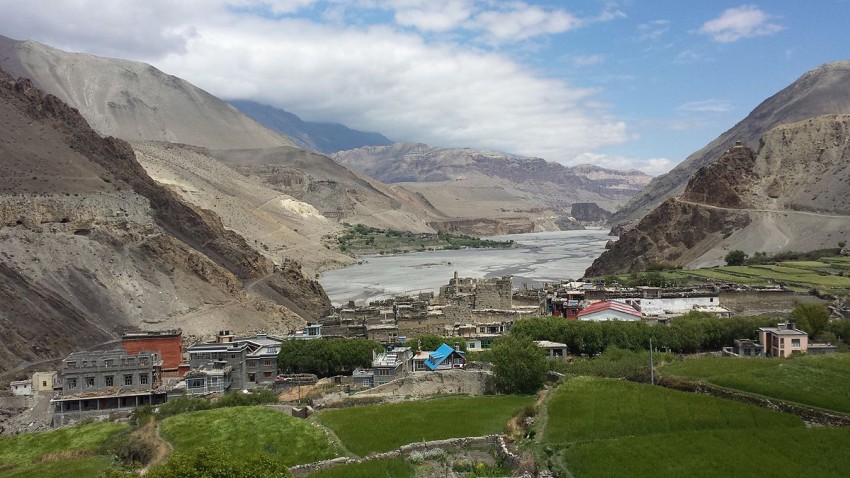 महङ्गो शुल्कका कारण पर्यटन व्यवसाय सङ्कटमा