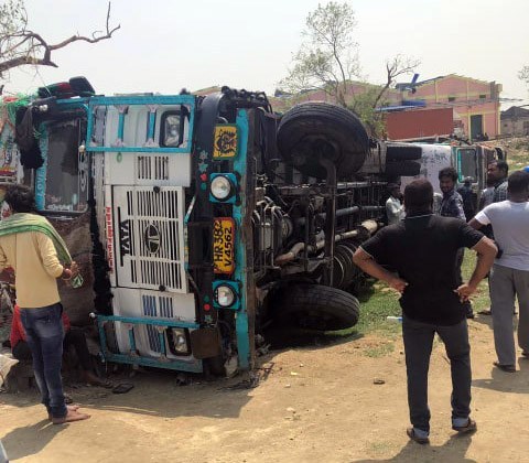 हावाहुरीबाट बारा र पर्सामा दर्जनौं उद्योग क्षतविक्षत