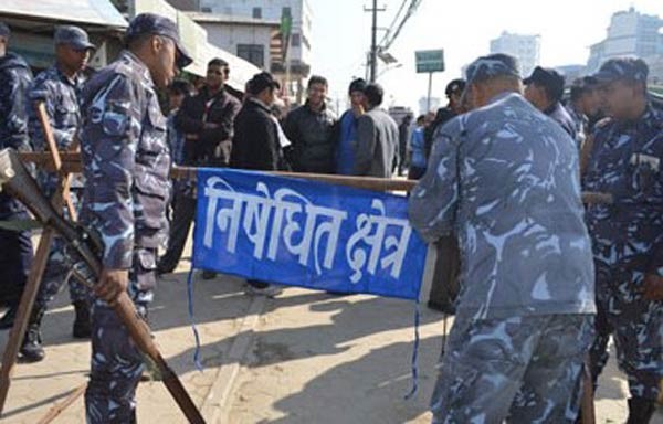 चार दिनपछि मलंगवामा दिउँसोको कर्फ्यू हट्यो, निषेधाज्ञा जारी