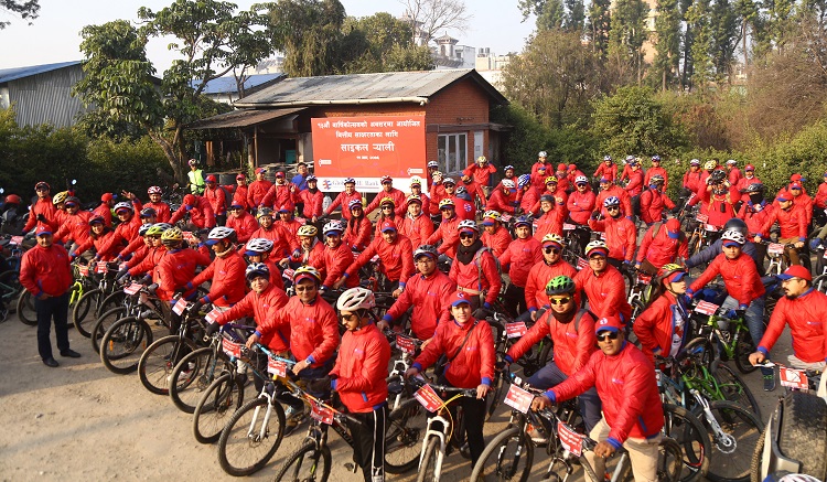 ग्लोबल आइएमई बैंकद्वारा वित्तीय साक्षरताका लागि साइकल र्याली तथा गोष्ठी आयोजना