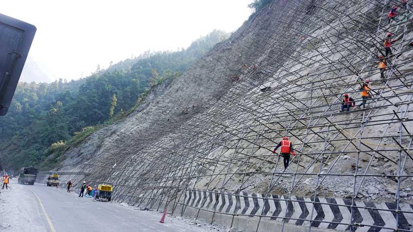 नारायणगढ–मुग्लिन सडक बुधबार र बिहीबार पनि दिउँसो बन्द