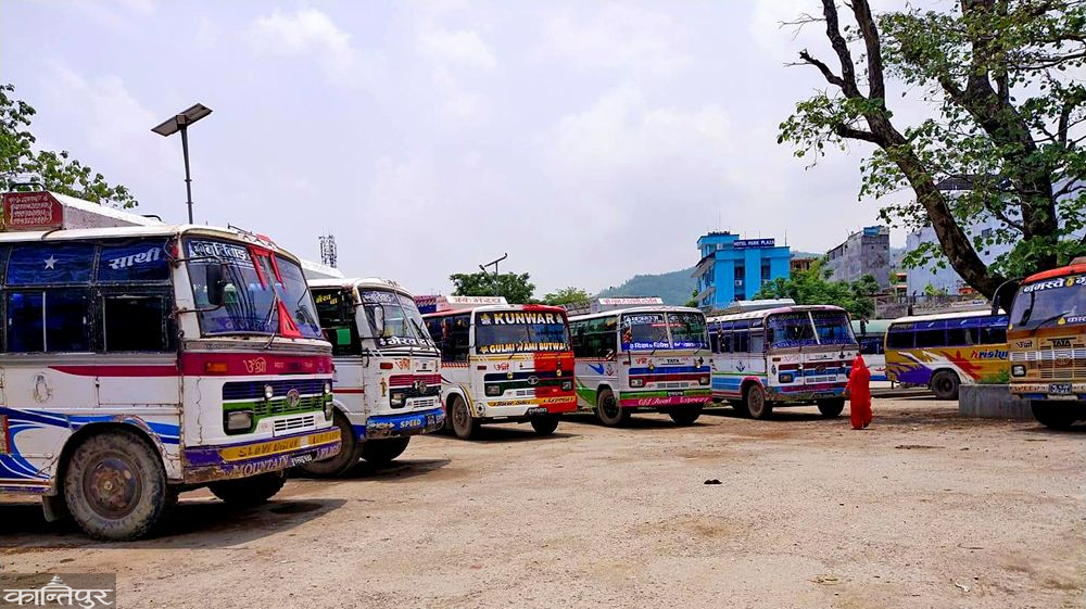 बस गुड्दैनन्, बैंकले पैसा छोड्दैनन्