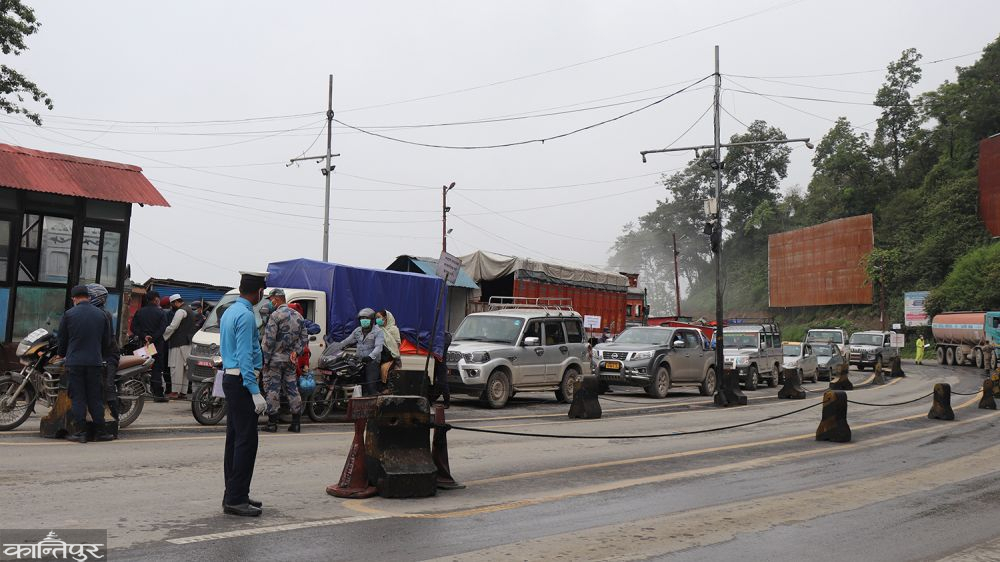 अनुमतिबिना उपत्यका पस्नेलाई नाकाबाटै फिर्ता