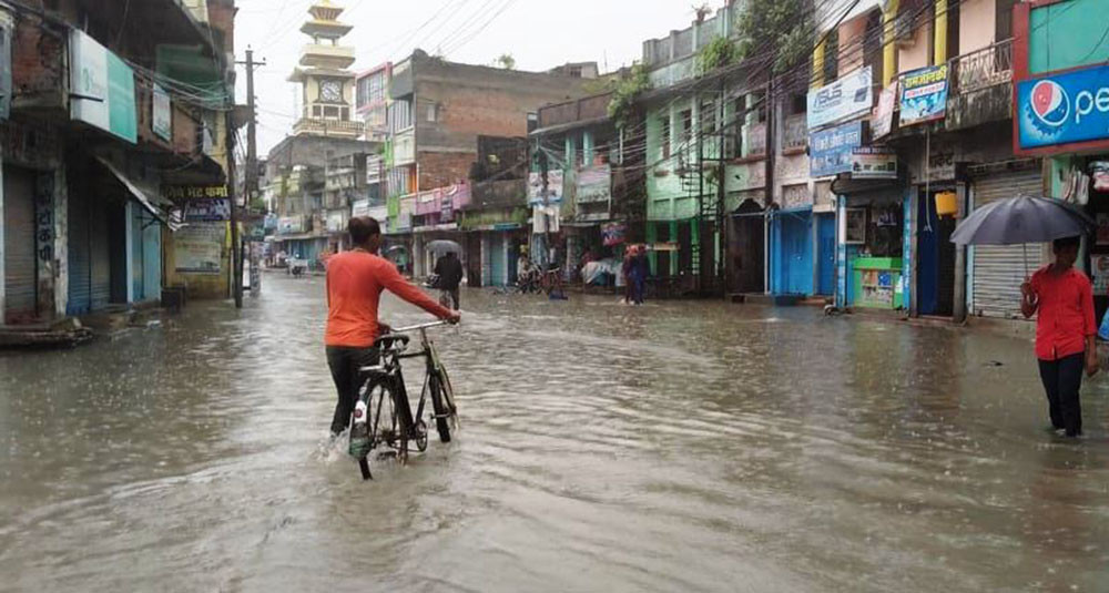 प्रदेश २ का आठै जिल्ला डुबान