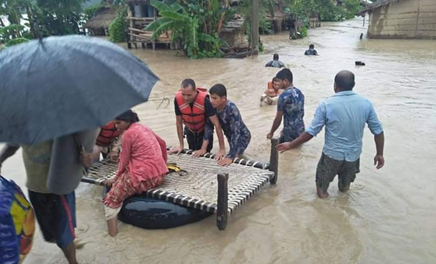 कैलालीमा बाढीले बस्ती बगाउँदा ४ जना बेपत्ता