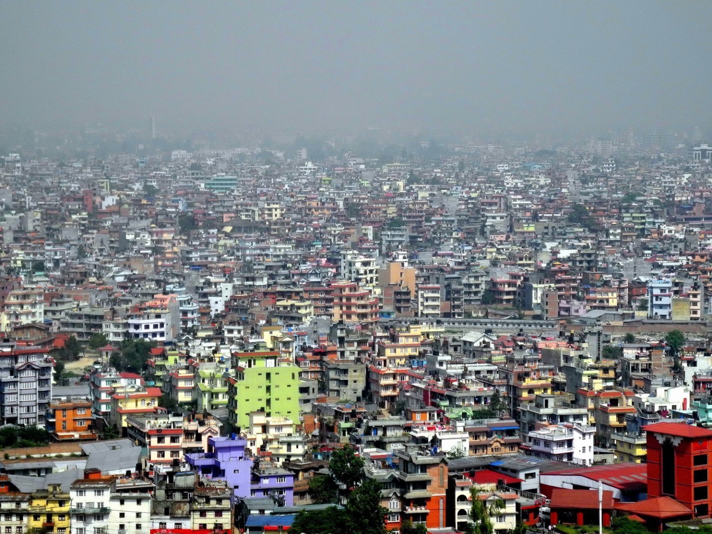 देशभर कोरोना सङ्क्रमण दर उच्च, उपत्यकामा अझ खतरा