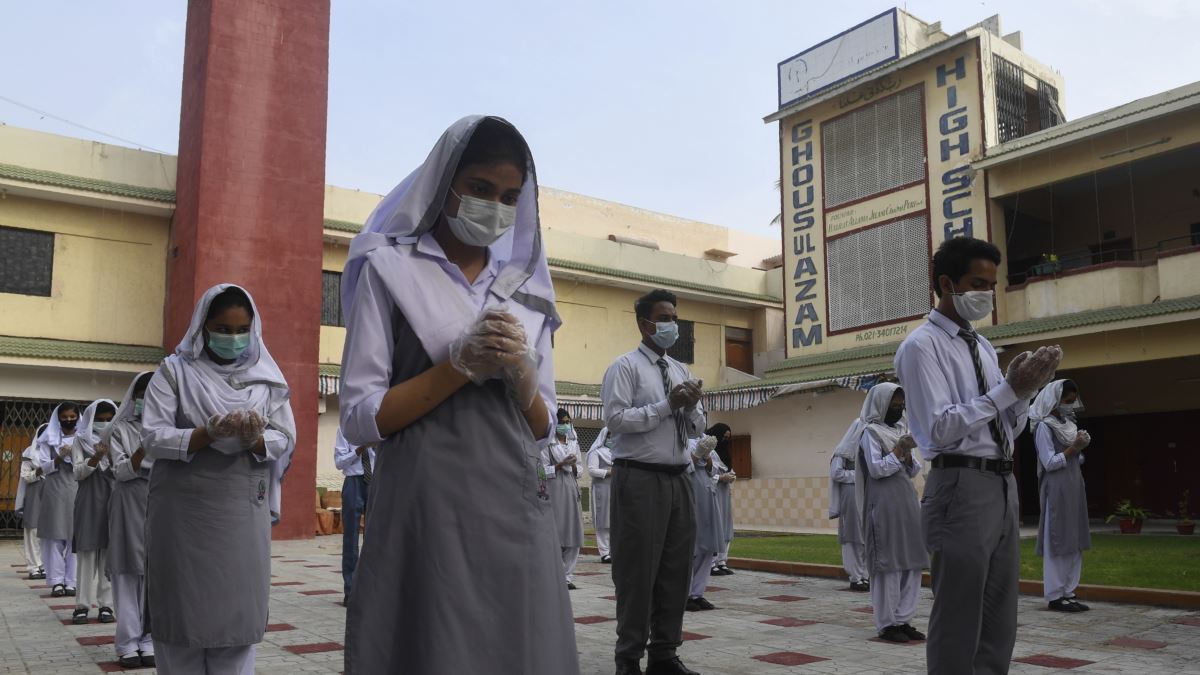 पाकिस्तानमा सबै शैक्षिक संस्थाहरु खुल्ला