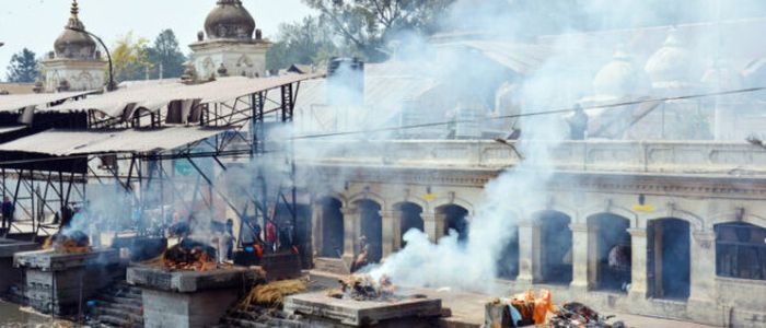 कोरोना संक्रमण फैलाउने हटस्पट बन्दै पशुपतिको आर्यघाट क्षेत्र