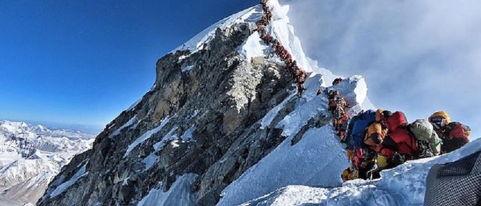 सगरमाथाको चुचुरोमा पहिलो पटक पाइला टेकेको ७० वर्ष पुग्यो