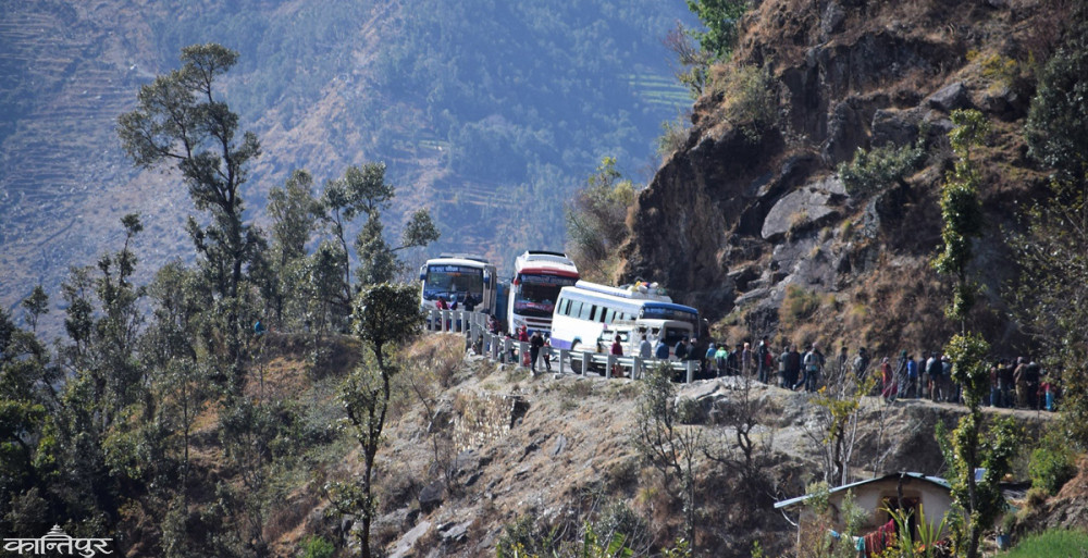 भारतबाट आउनेलाई क्वारेन्टाइन, काठमाडौंबाट आएका सोझै घर