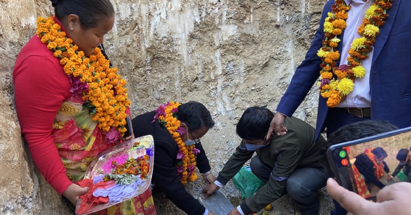 मन्त्री पुनद्वारा रोल्पामा १५ शय्याका तीन अस्पताल शिलान्यास