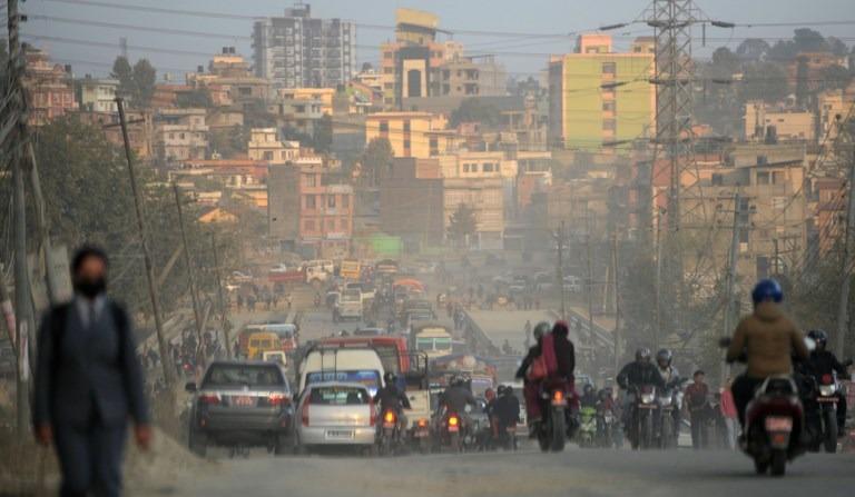 लापरवाहिका कारण फैलिँदै कोरोना, संक्रमित बढ्दै गए पुनः लकडाउन हुनसक्ने