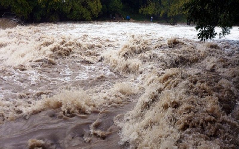 नवलपरासीमा बाढीले बगाएर दुई जनाको मृत्यु