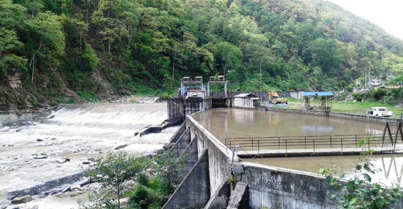 जलविद्युत्लाई हकप्रद निष्कासन गर्न कडाइ