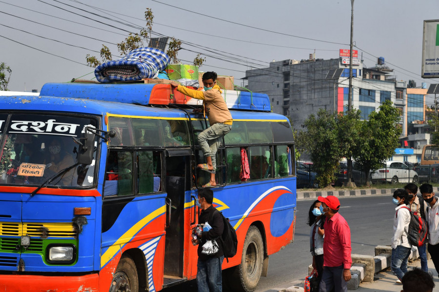 काठमाडौं उपत्यकामा यात्रा गर्ने यात्रुले ३५ रुपैयाँसम्म भाडा तिर्नुपर्ने