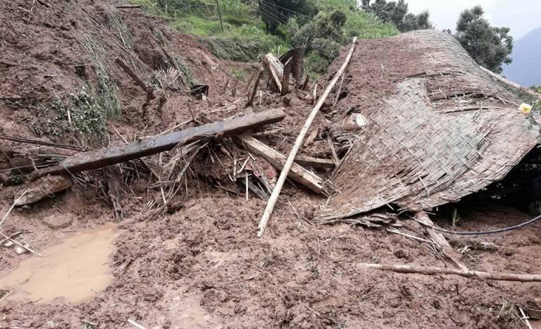 देशभर बाढीपहिरोबाट मृत्यु हुनेको संख्या ५५ पुग्यो