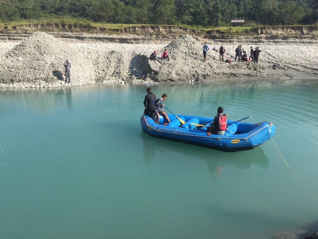 कालीगण्डकी मा बेपत्ता शंकर पौडेलको खाेजी