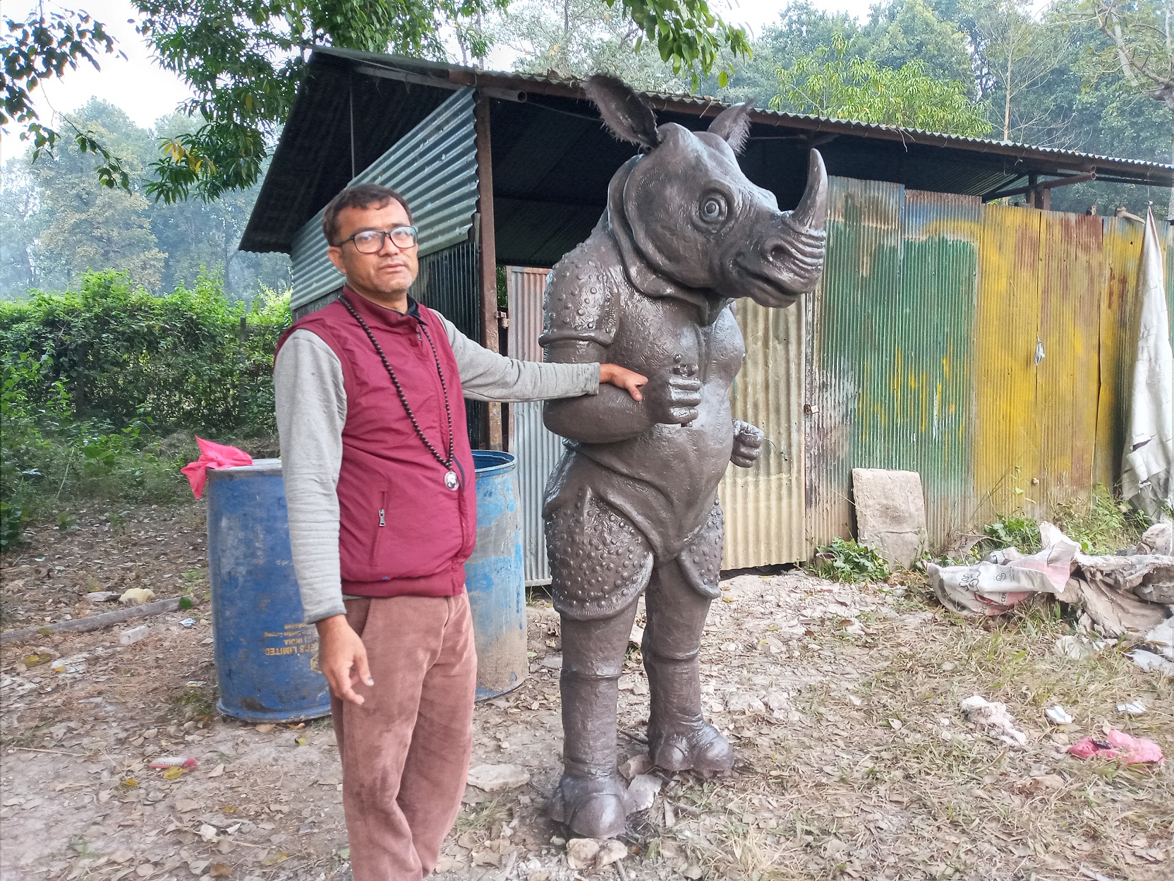 एमाले महाधिवेशन: साढे तीन लाखकाे गैँडाको मस्कट तयार, यसरी बनाइयाे मस्कट