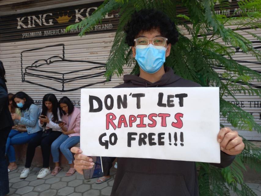 बलात्कारविरुद्ध प्रधानमन्त्री निवास अगाडि प्रदर्शन (फोटोफिचर)