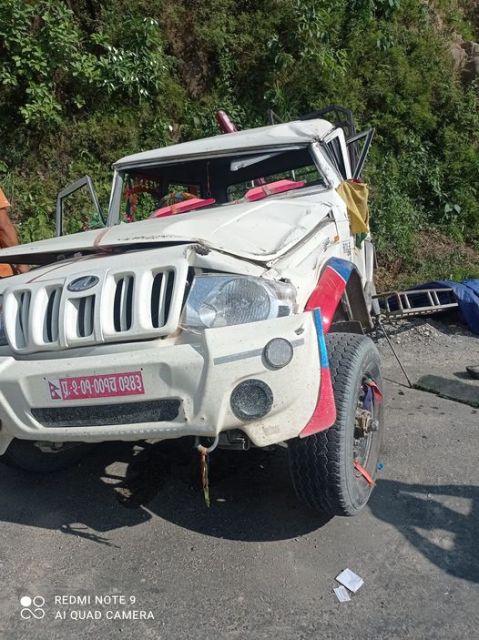 बोलेरो दुर्घटना हुँदा ९ जना घाइते