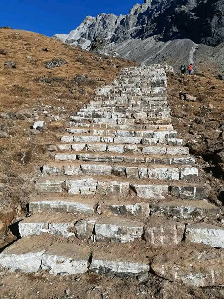 पर्यटन प्रवर्धनका लागि हेलम्बुमा पदमार्ग निर्माण