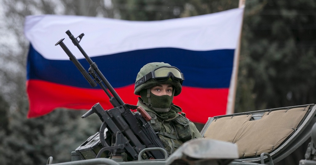 युक्रेनी सहरबाट सेना फिर्ता गर्दै रूस