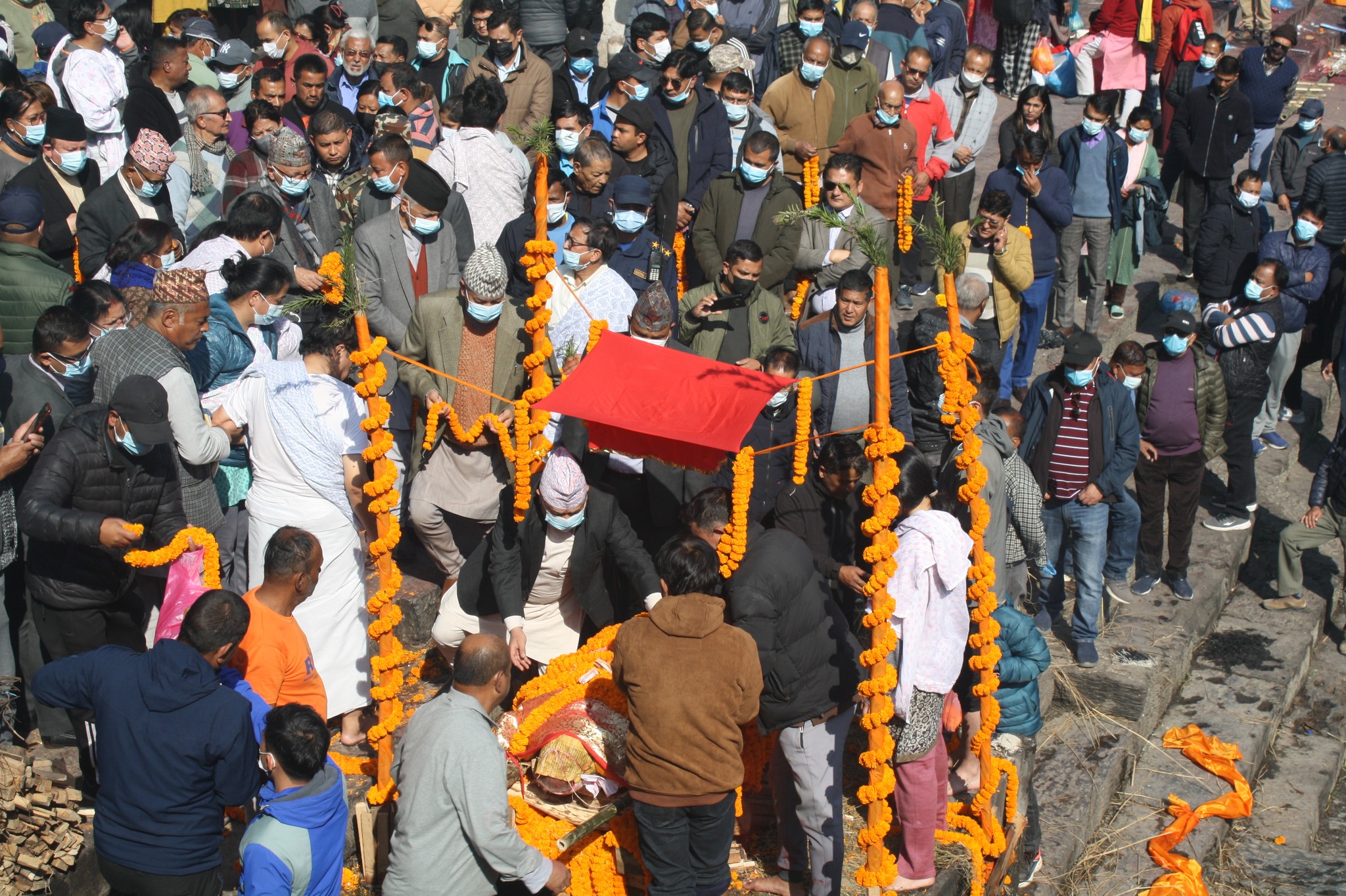 का.मु.प्रधानन्यायधीस कार्कीले दिए प्रचण्डराज अनिलको पार्थिव शरीरमा अन्तिम श्रद्धाञ्जली