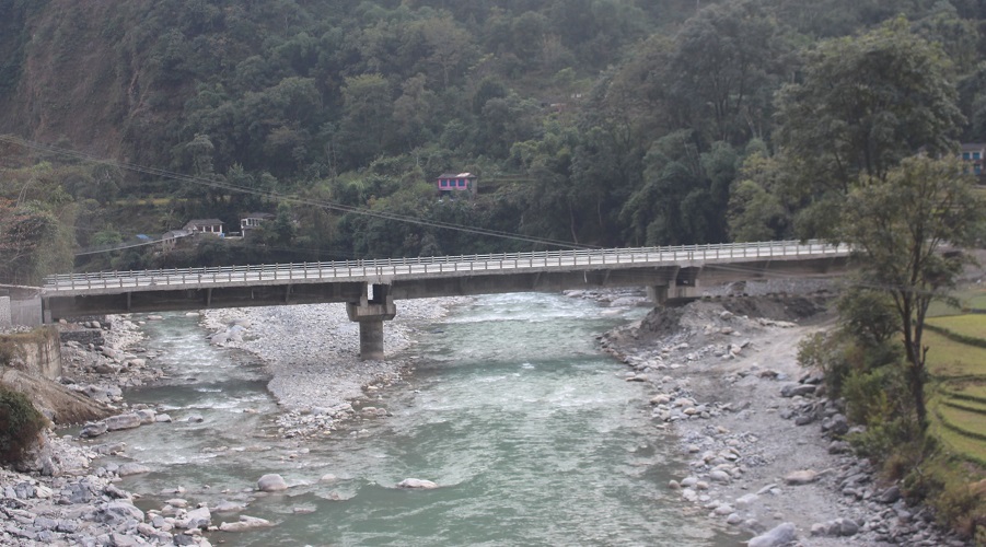 म्याग्दीमा निर्माणाधीन ठूला विकास योजना अलपत्र