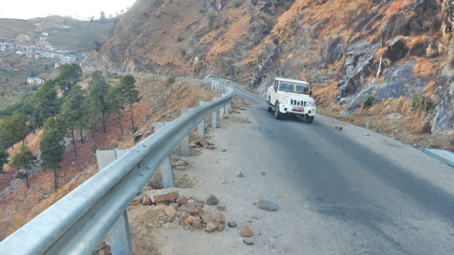 कर्णाली राजमार्गको स्तरवृद्धि गरिँदै