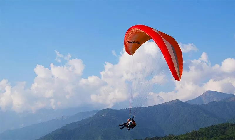 तनहुँसुरमा प्याराग्लाइडिङ सञ्चालनको तयारी