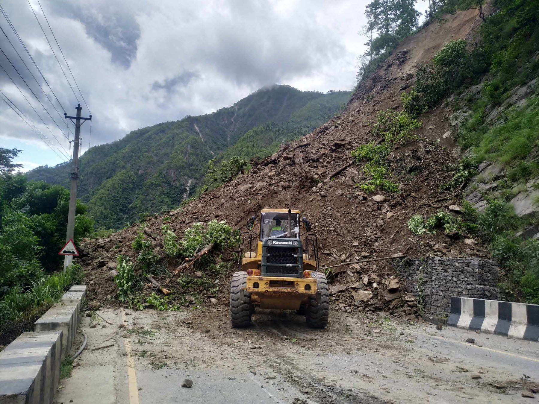 नारायणगढ-मुग्लिन सडक पुनः अवरुद्ध