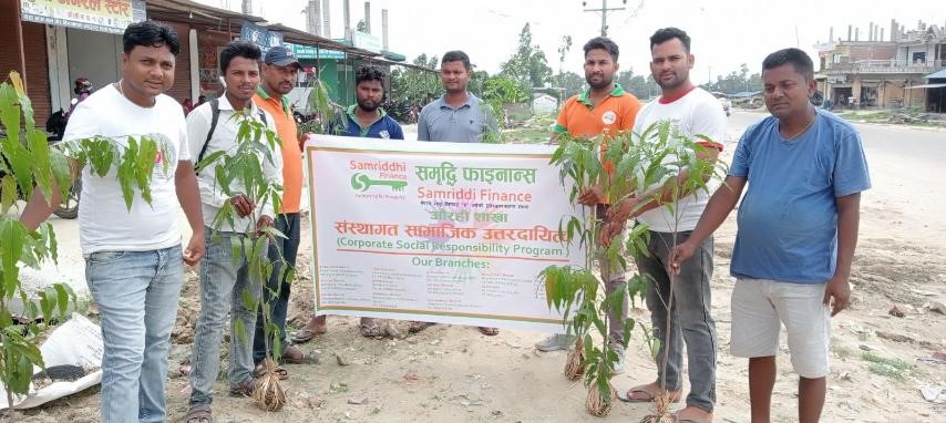 समृद्धि फाईनान्सको ५ शाखाबाट बृक्षारोपण