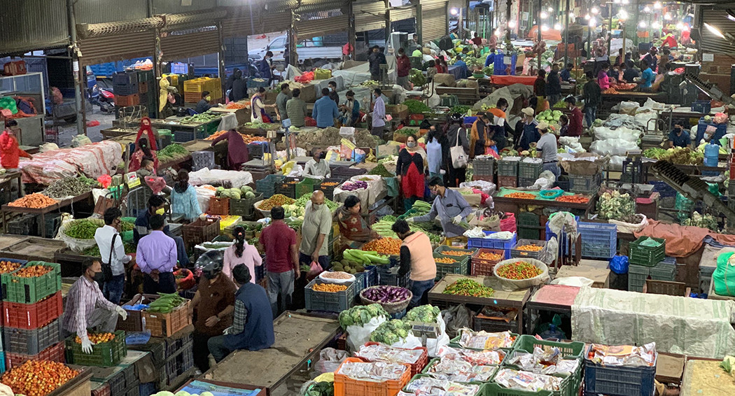 कालीमाटी बजारमा दुई दिनदेखि प्याज आएन, कालोबजारी गर्ने १७ जना कारबाहीमा