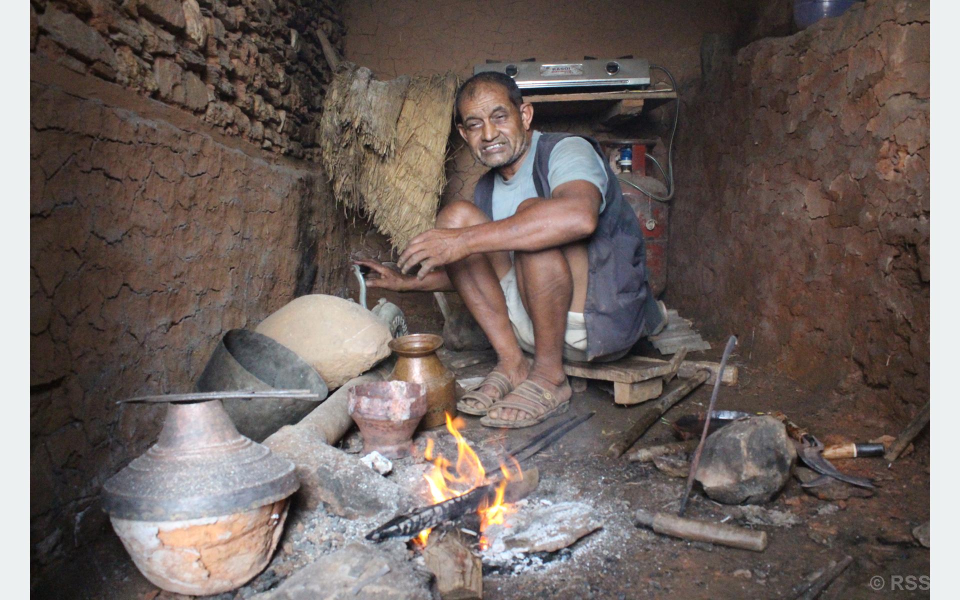 आरन पेसाबाट मनग्य आम्दानी