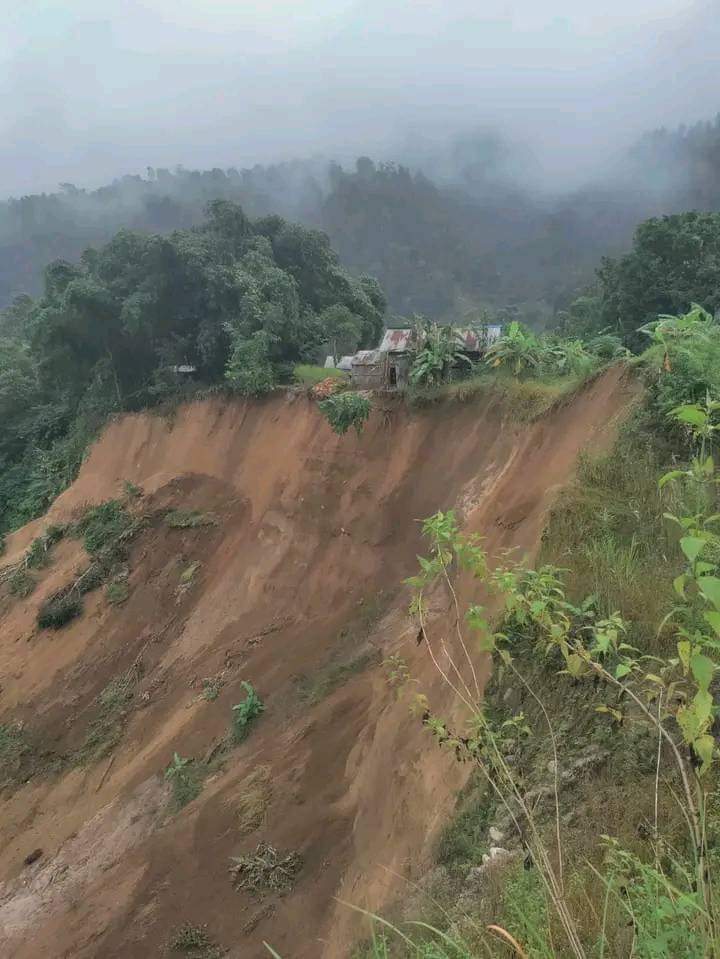 धादिङको ३ ठाउँ  केन्द्रविन्दु भएर ३ पटक गयो भुकम्प