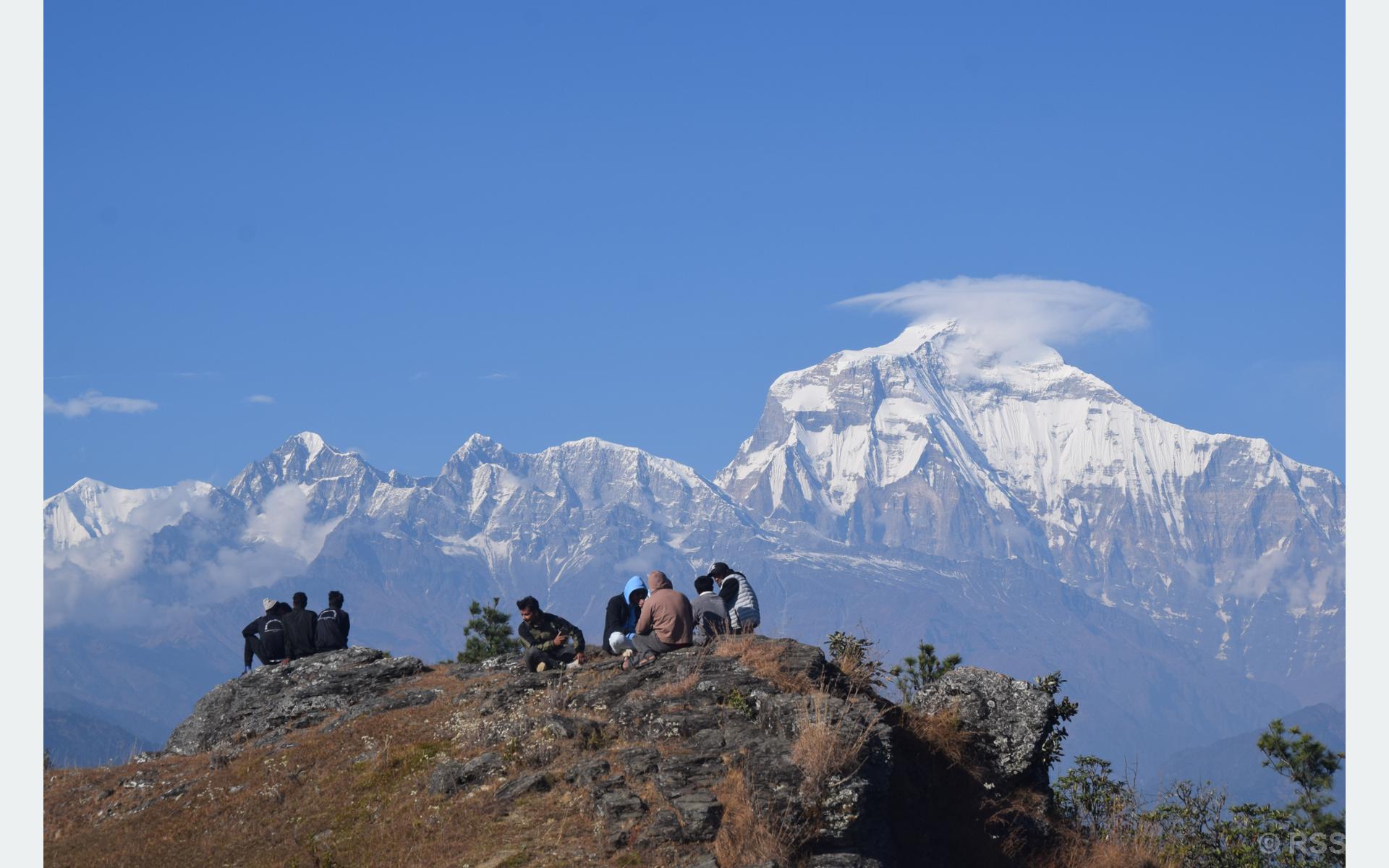 पर्यटकीय गन्तव्य बन्दै केभहिल