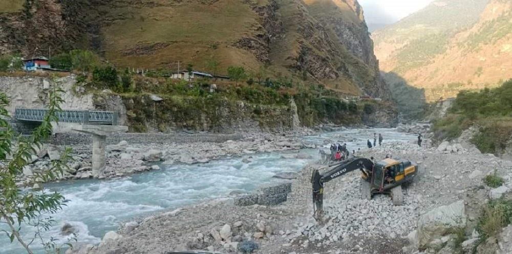 भेरी नदीमाथि निर्माणाधीन ‘बेलिब्रिज’ अन्तिम चरणमा