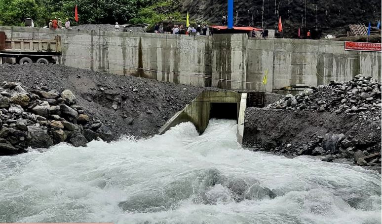 दसैँ अगाडि नै काठमाडौँवासीका घरमा खानेपानी पुर्‍याउँछौँ : मन्त्री यादव