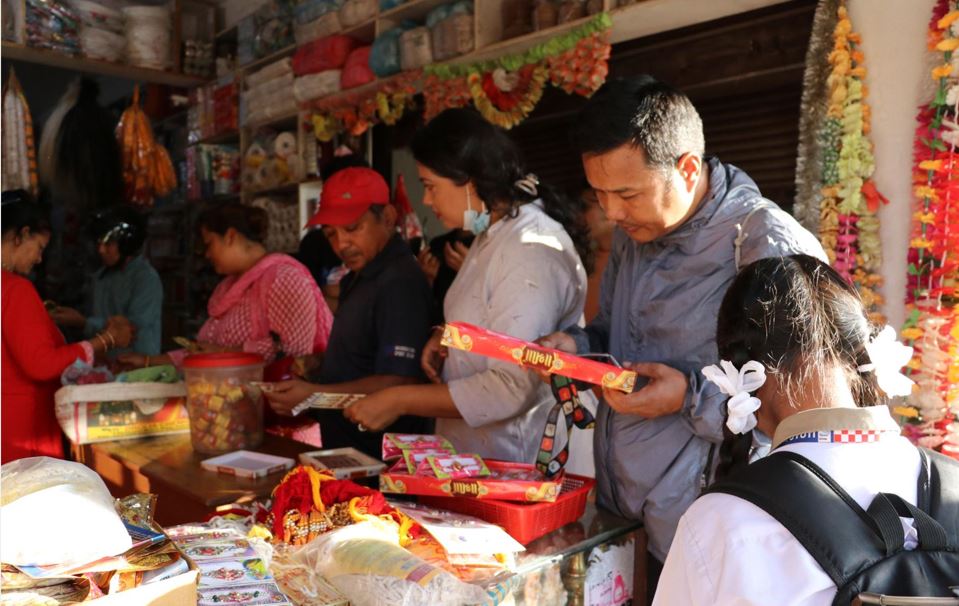 जनैपूर्णिमाः गाउँघरमा लोपोन्मुख हुँदैछ जनै बनाउने सीप