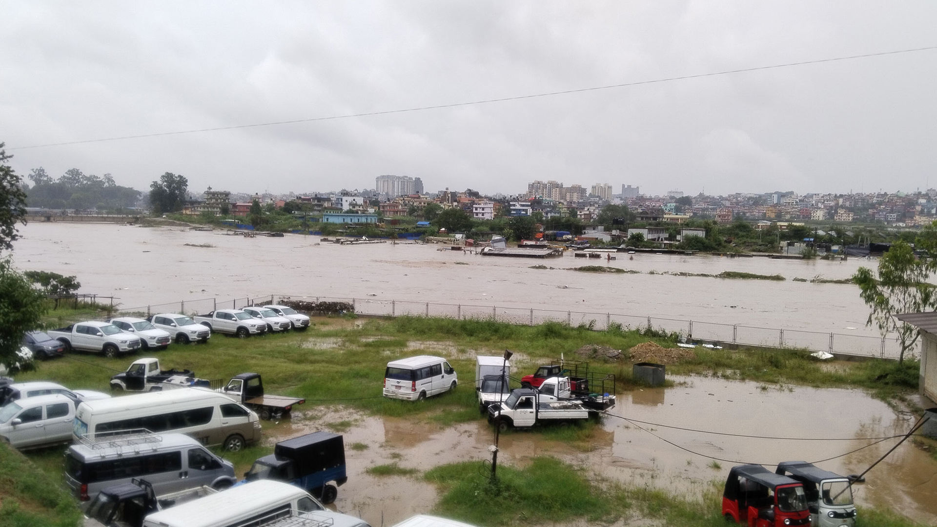 बाढीपहिरामा परी २२८ जनाको मृत्यु, २५ बेपत्ता