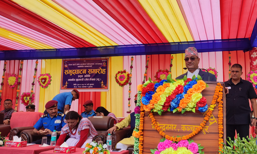 कांग्रेस-एमालेबीचको सात बुँदे सहमति कार्यान्वयनमा शंका नगरौं : गृहमन्त्री लेखक