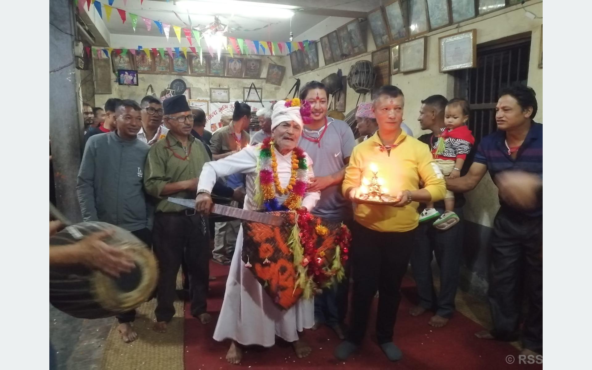 पेसागत हतियार प्रदर्शन गर्दै मनाइयो पाँय् न्ह्याकेगु जात्रा