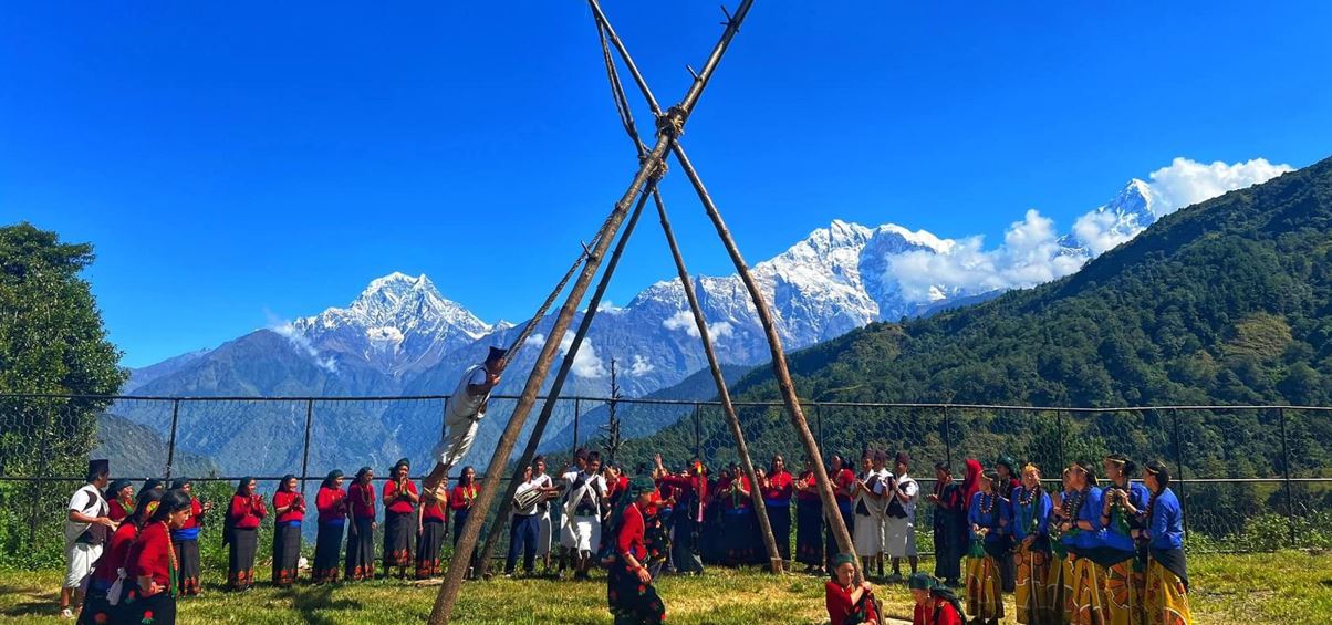 दसैँमा गाउँ नै रमाइलो…