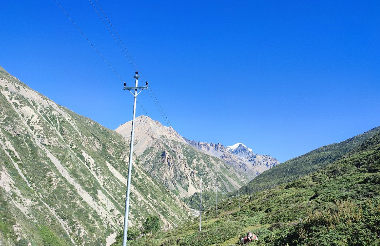 तिलिचो तालको आधार शिविरमा पुग्यो राष्ट्रिय ग्रिडको बिजुली