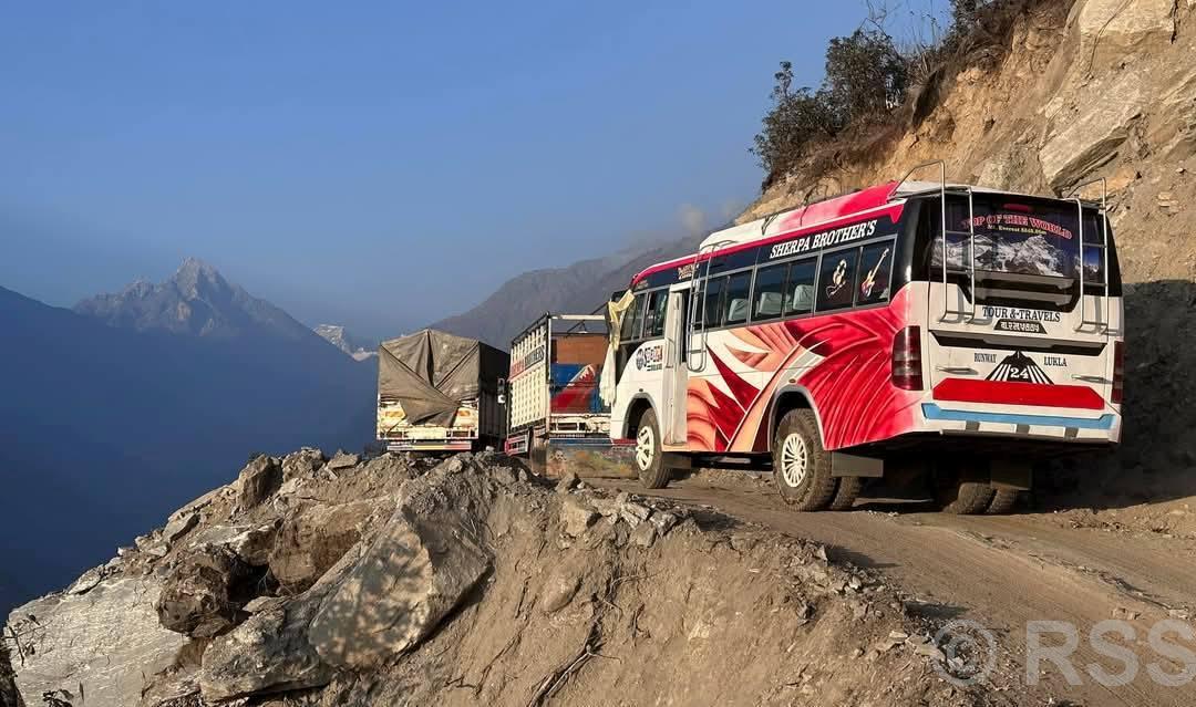 सल्लेरीबाट सुर्केसम्म यातायात सेवा सञ्चालन हुँदा पर्यटन व्यवसायी उत्साहित