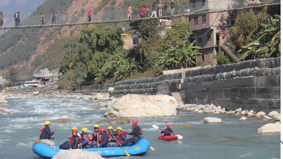 कालीगण्डकी नदीमा र्‍याफ्टिङ सञ्चालन